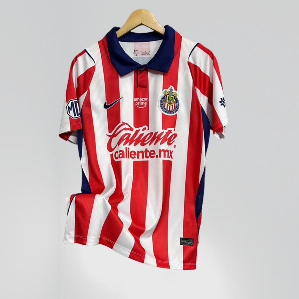 Chivas 2026 Local - angulo